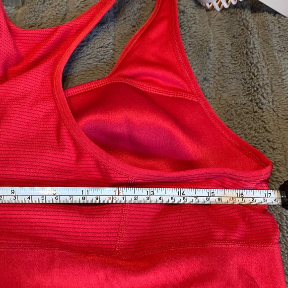 Nike sports bra top size XL red $25 - Picture 11 of 14